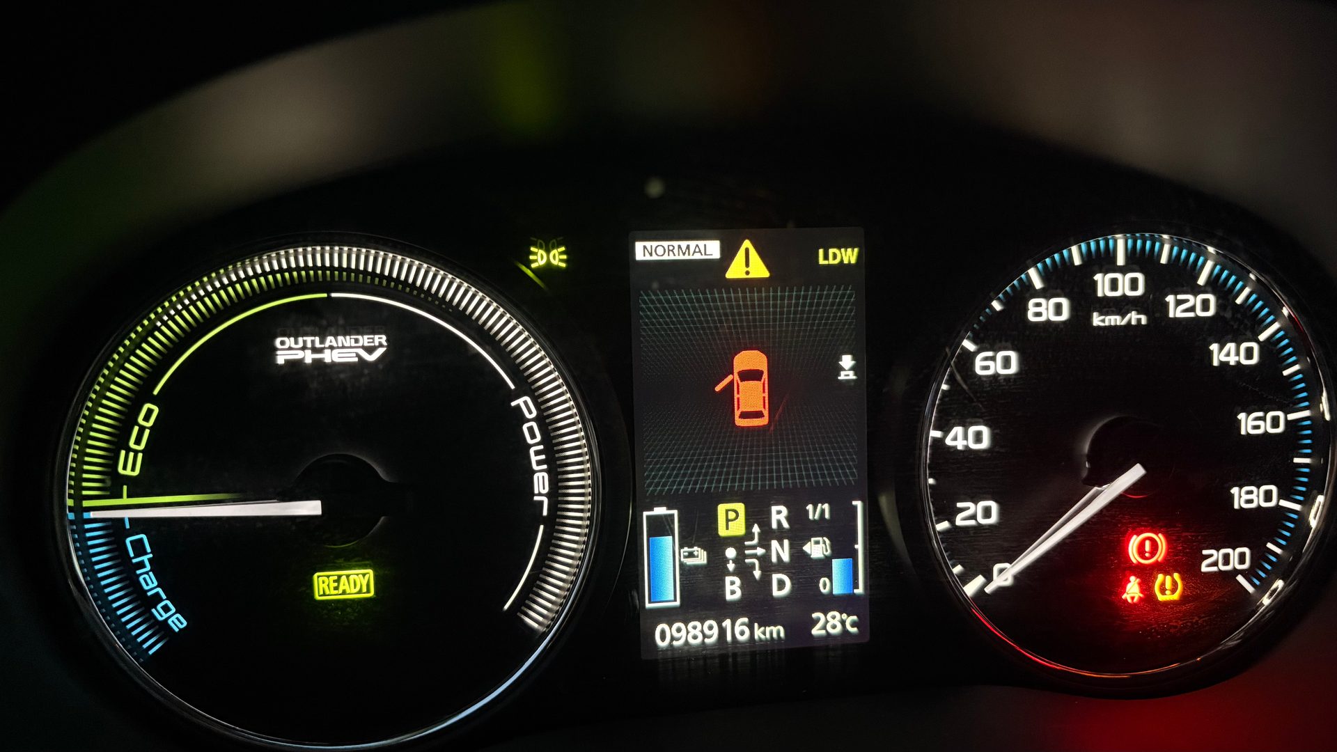 MITSUBISHI Outlander 2.0 PHEV Kaiteki Auto 4WD foto 7