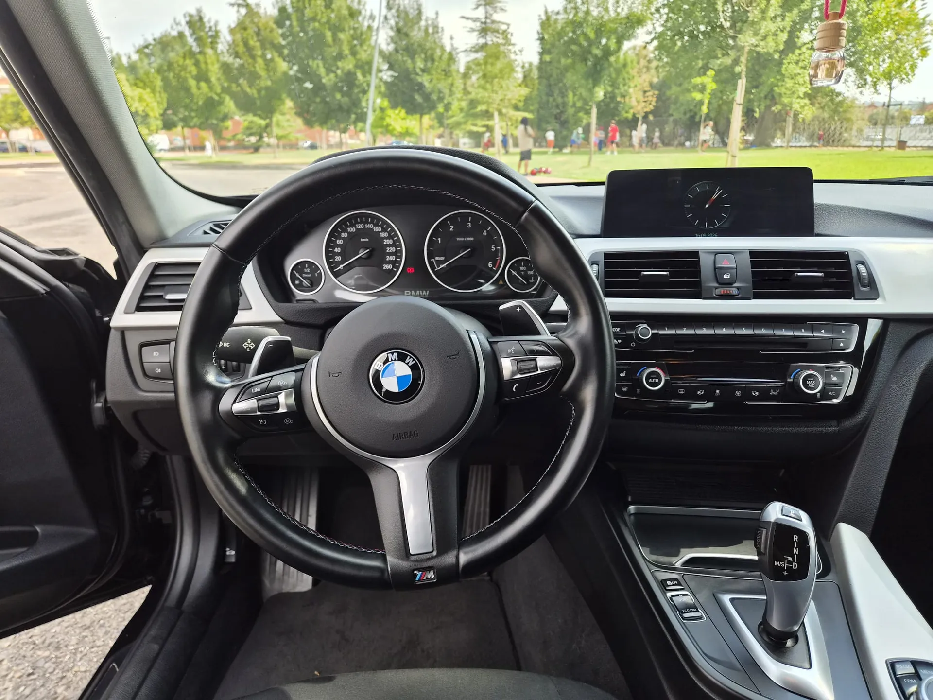 BMW 320d touring 190cv foto 14
