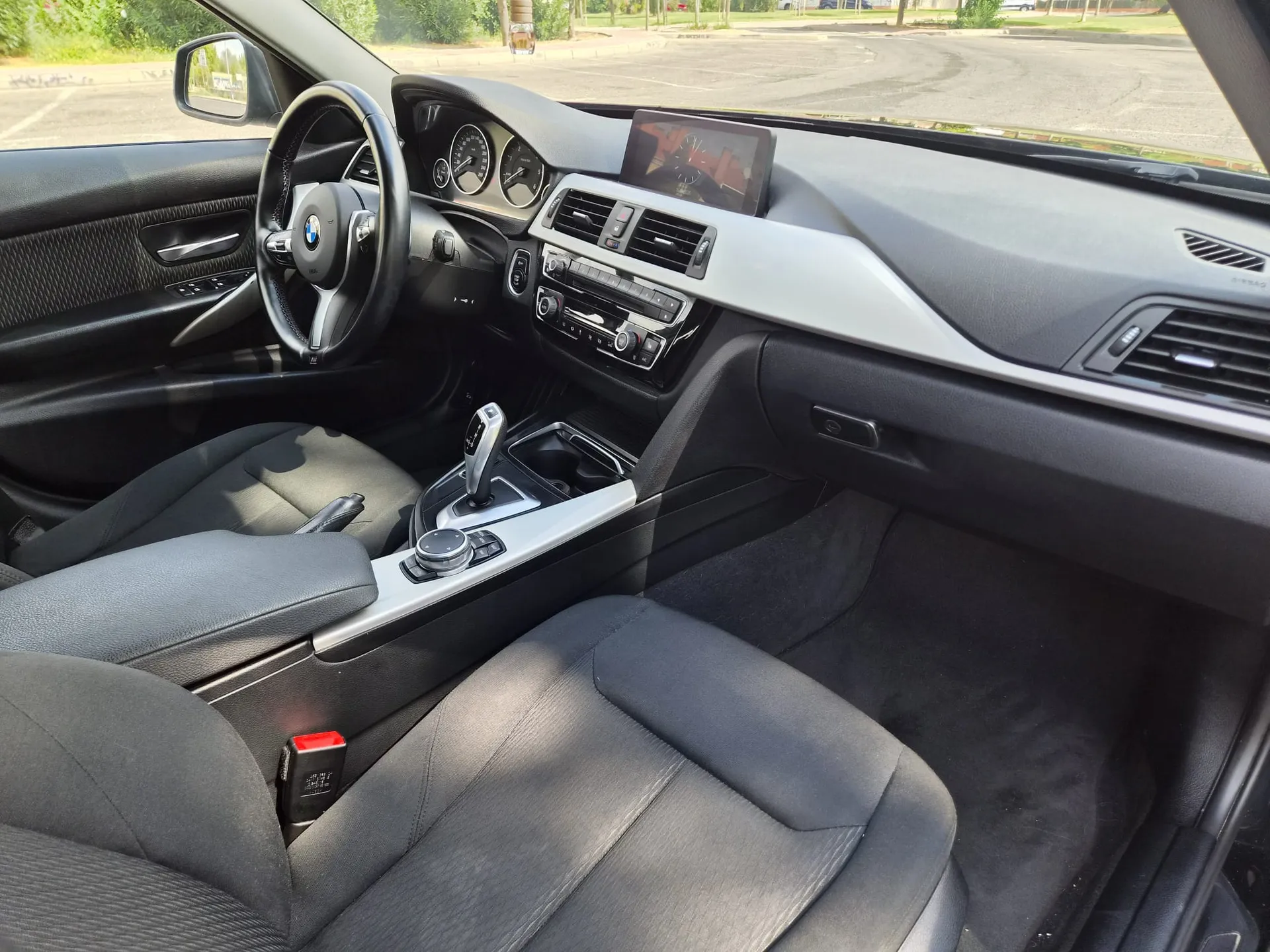 BMW 320d touring 190cv foto 17